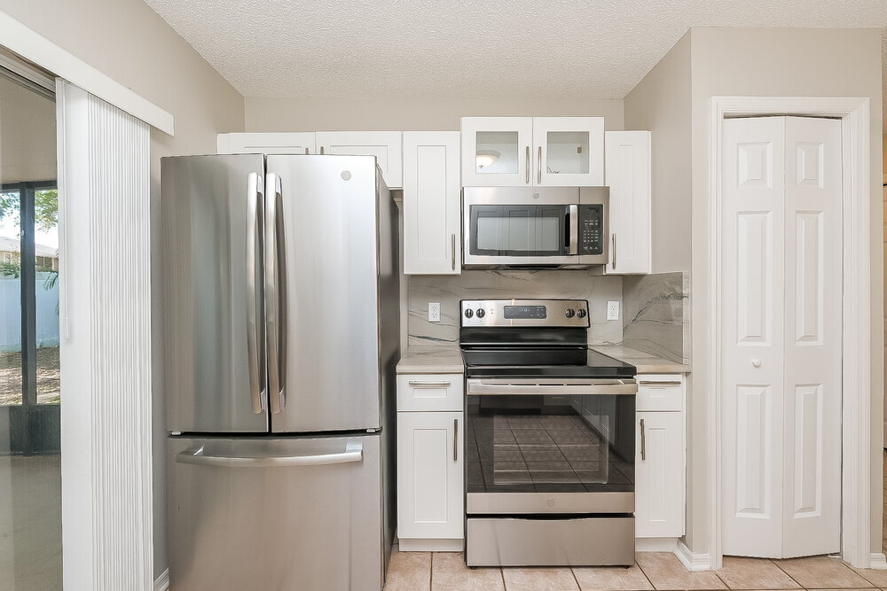 Building Photo - 8749 Morrison Oaks Ct