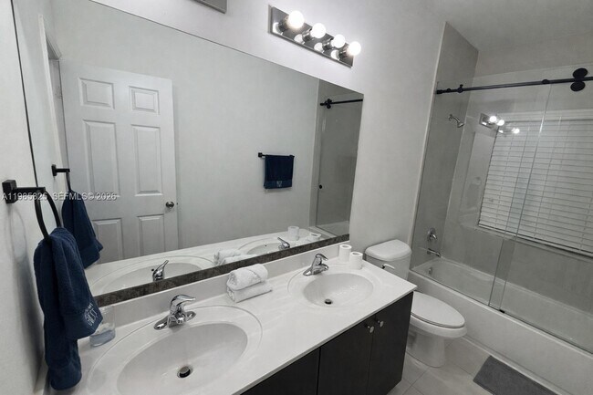 Building Photo - 7031 SW 165th Ave