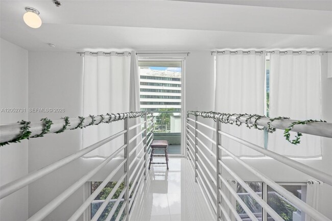 Building Photo - 6362 Collins Ave
