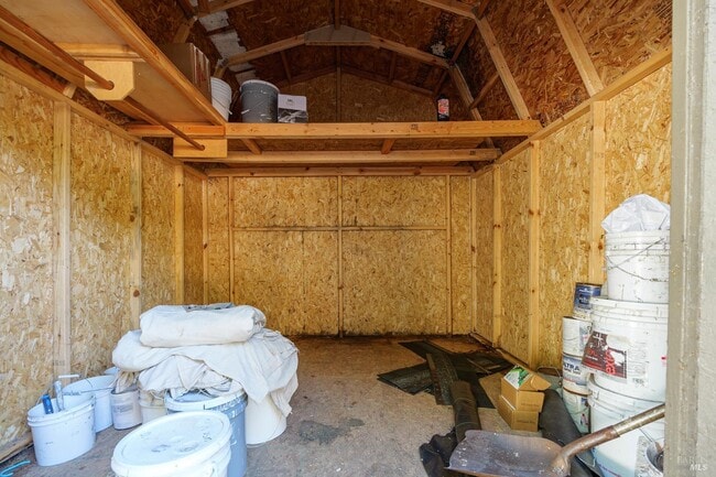 Building Photo - 3995 Roblar Rd