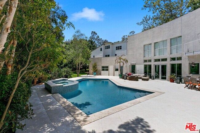 Building Photo - 6314 Sycamore Meadows Dr