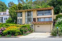 Building Photo - 552 Vía Del Monte