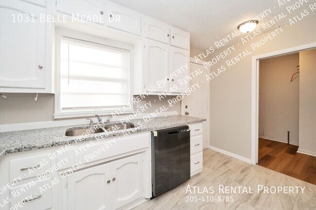 Building Photo - 1031 Belle Meade Dr