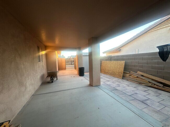 Building Photo - 11144 E 26th Pl