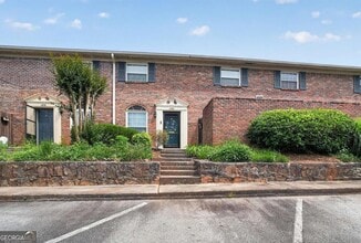Building Photo - 3549 Old Chamblee Tu Rd