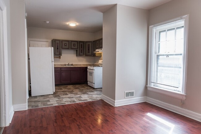 Building Photo - 1709 N 2nd St