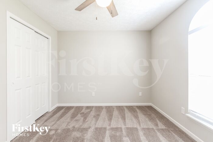 Building Photo - 6943 Bosk Ct