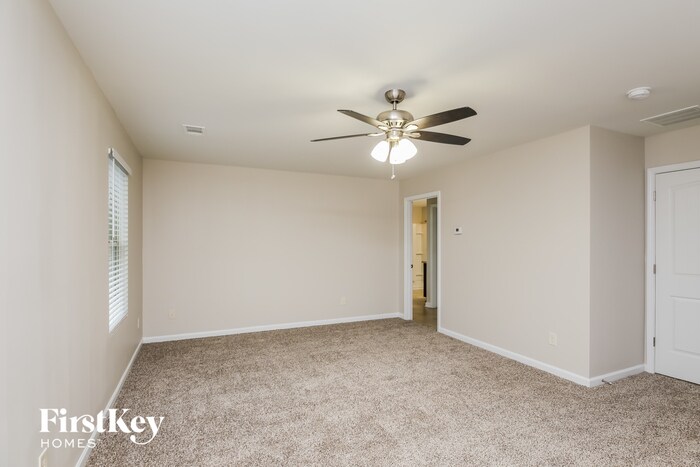 Building Photo - 3106 Silver Dale Ln