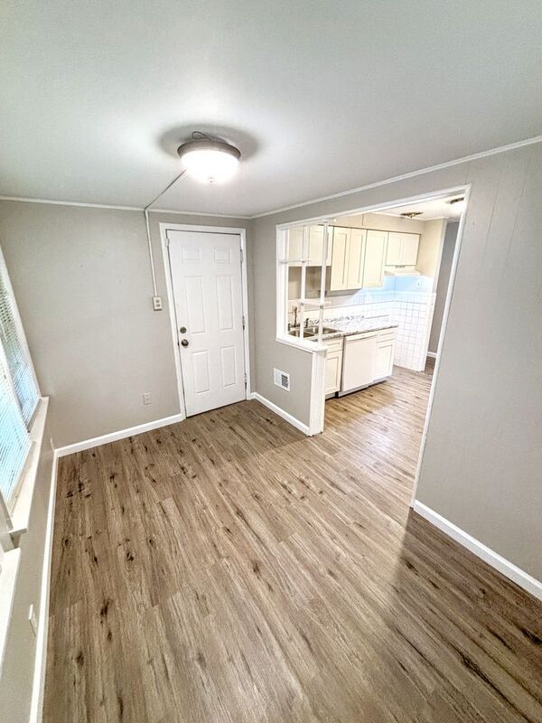 Building Photo - 1132 Kilgore Dr