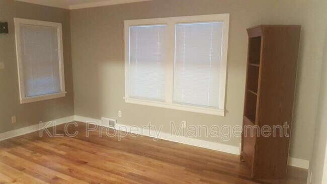 Building Photo - 3939 14th St