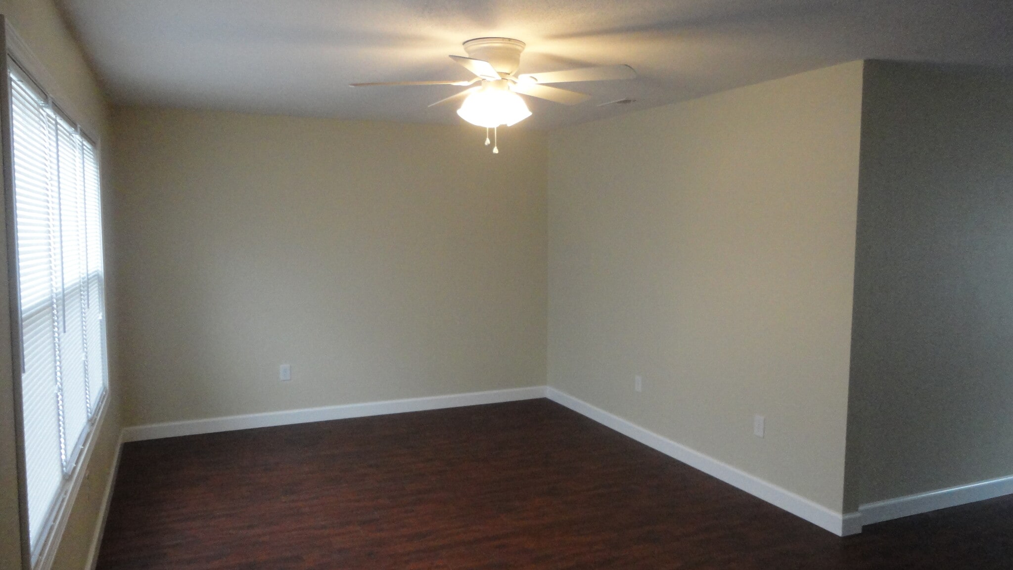 Building Photo - 108 W Garner St