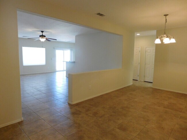 Building Photo - GORGEOUS HOME IN SUN CITY ALIANTE*AGE RESTRICTED COMMUNITY*3 LARGE BEDROOMS*OPEN FLOORPLAN*