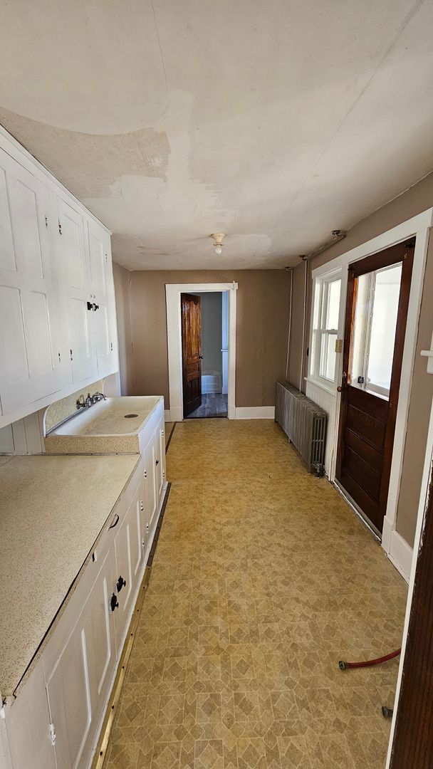 Building Photo - Country Living in This 4 Bedroom Farmhouse!