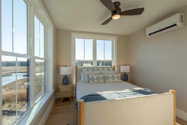 Building Photo - 815 Lafayette Rd