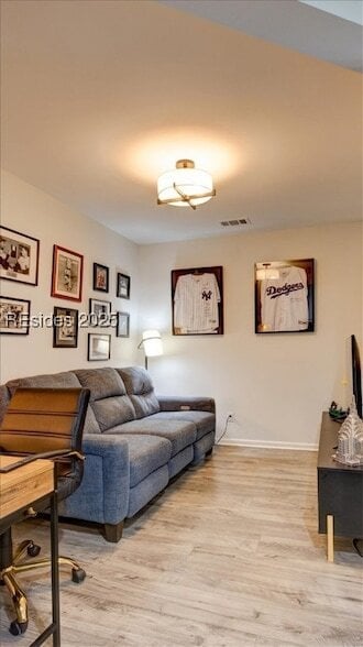 Building Photo - 1571 Shoreside Dr