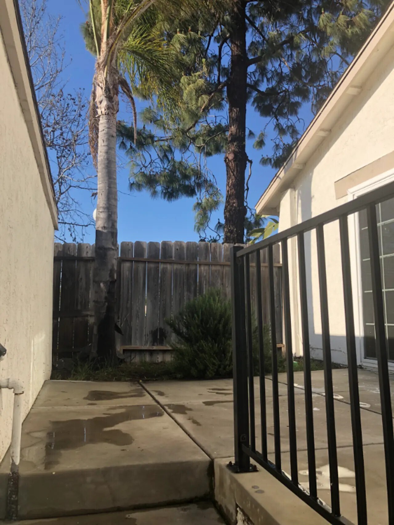 Building Photo - 3690 Spyglass Way