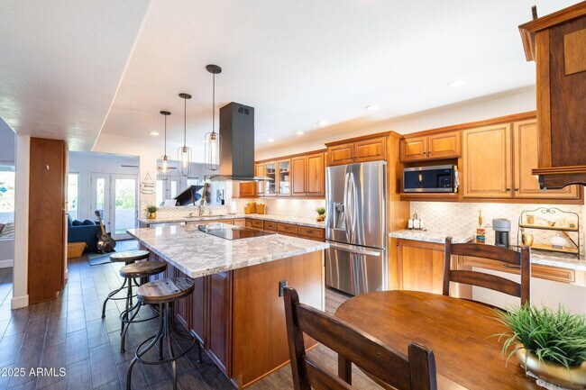 Building Photo - 5442 S Hurricane Ct
