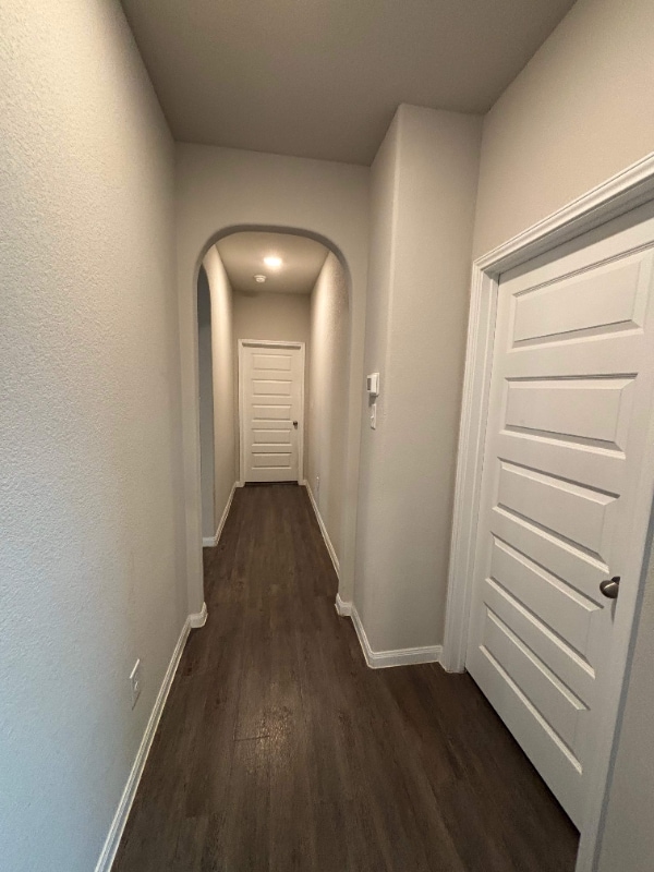 Building Photo - 14031 Chinook Dr