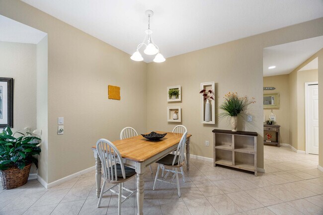 Building Photo - 3955 Deer Crossing Ct
