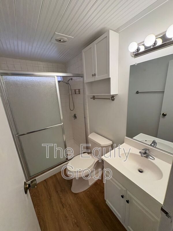 Building Photo - 26521 Rd 100