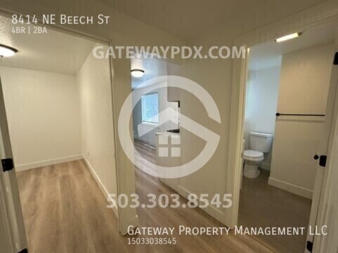 Building Photo - 8414 NE Beech St