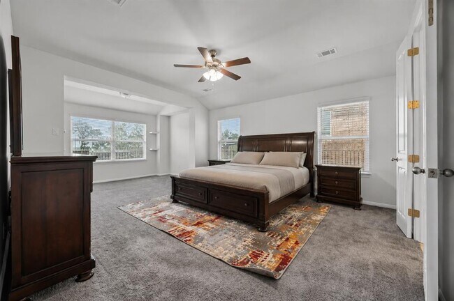 Building Photo - 1036 Almeria Bend