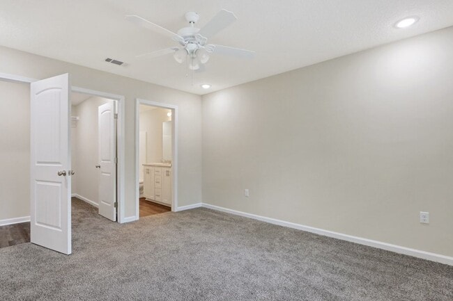 Building Photo - 3bd 2ba HOME FOR RENT!