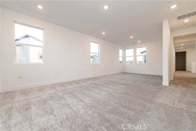 Building Photo - 548 Mulligan