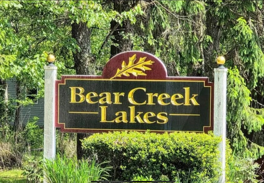 Amenities filled community - 161 Piney Woods Dr