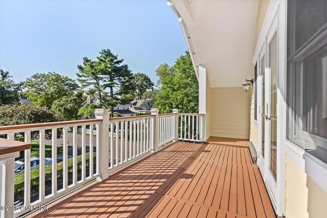 Building Photo - 17 Lockwood Dr