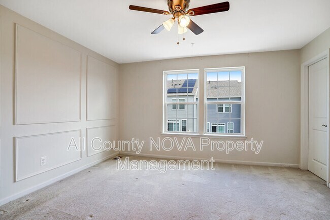 Building Photo - 2908 Pinebrook Rd