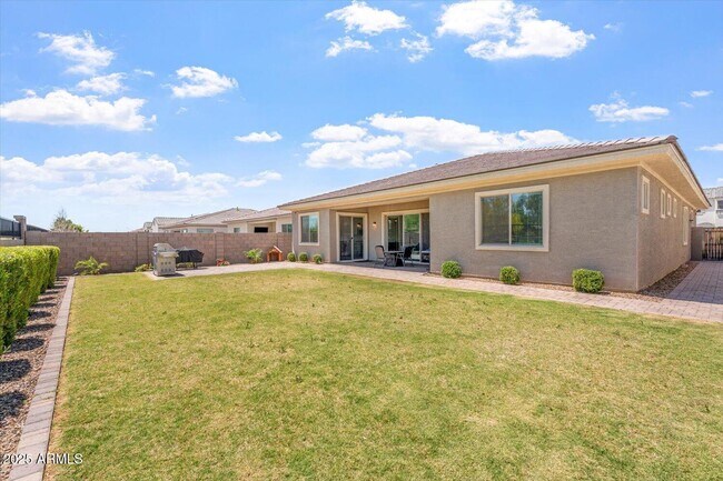 Building Photo - 28389 N 131st Dr