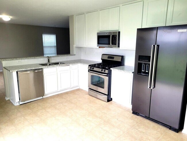Building Photo - 7642 Appleberry Dr