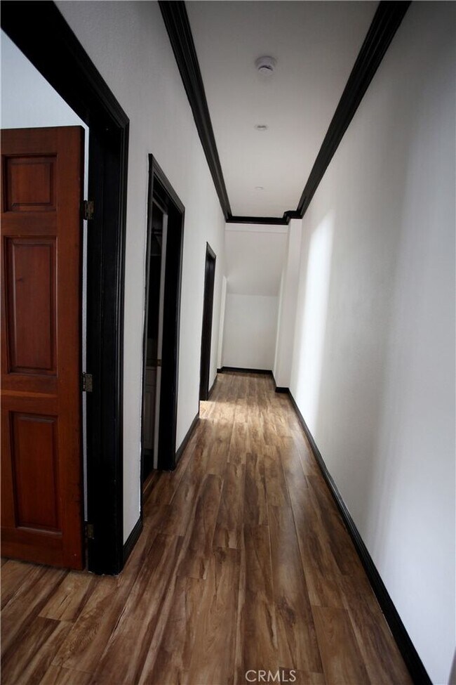 Building Photo - 1423 Pleasant Ave