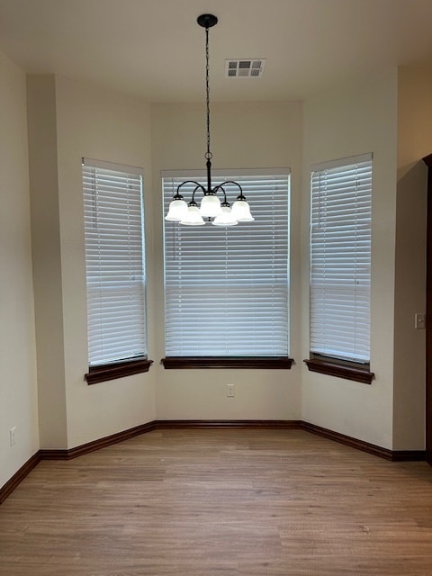 Building Photo - 925 Heather Ln