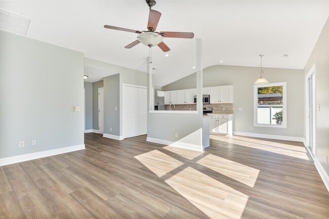 Building Photo - 4008 Scarlet Oak Ct