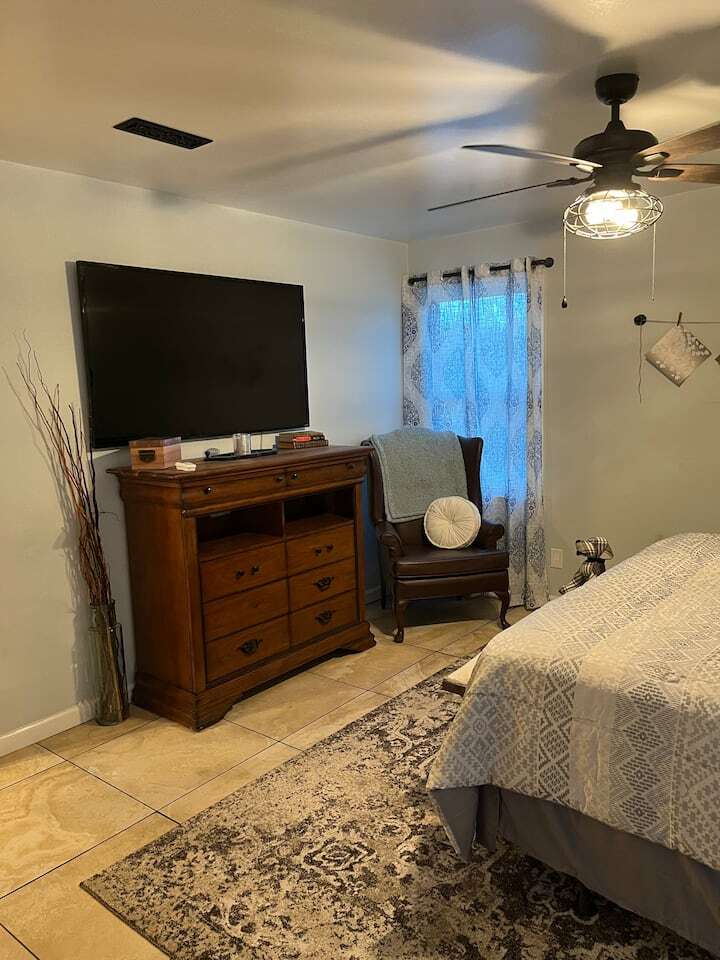 Building Photo - 12102 Carriage Ct SE