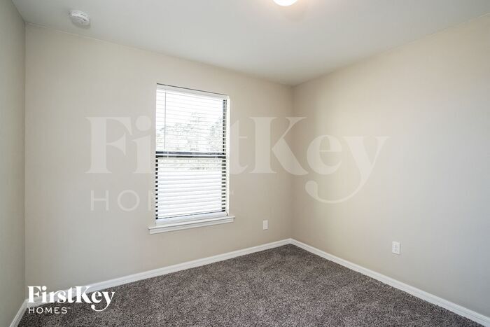 Building Photo - 308 Palisades Ave