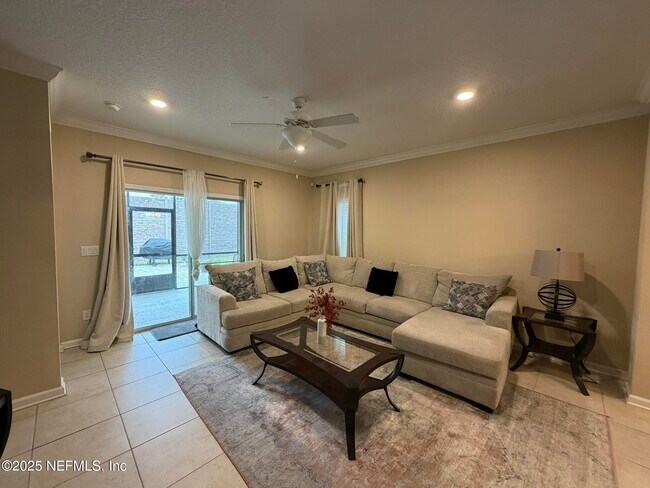 Building Photo - 7292 Claremont Creek Dr