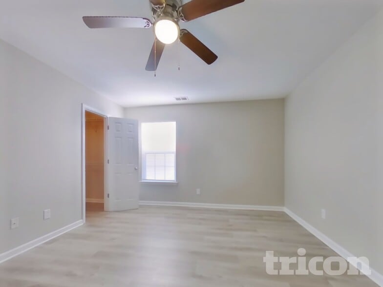 Building Photo - 1063 Palamino Ln