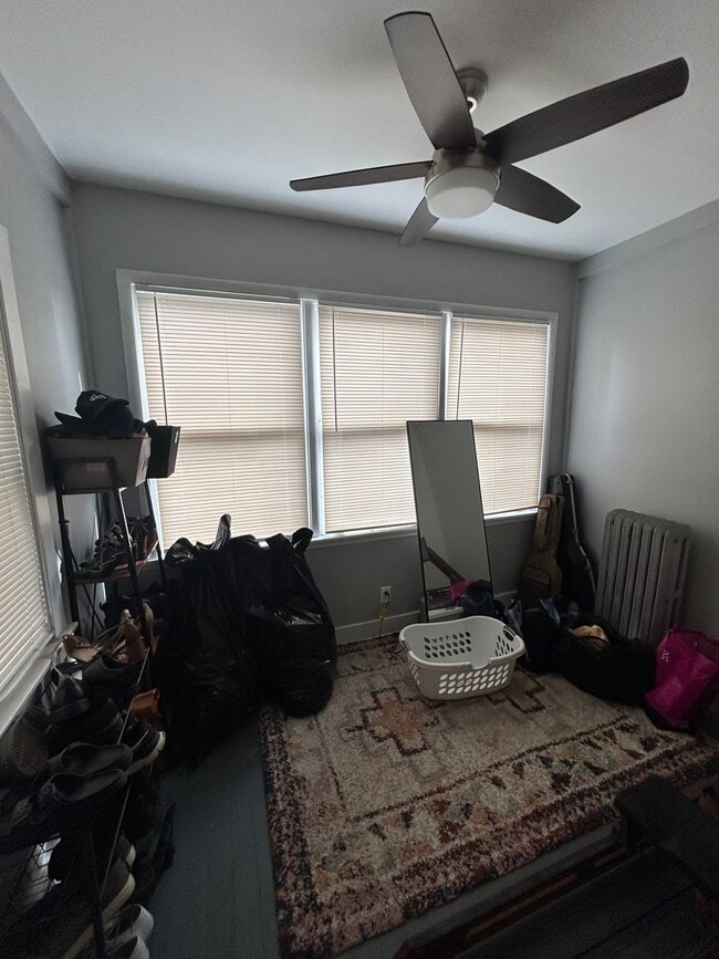 Building Photo - 4021 N Mozart St