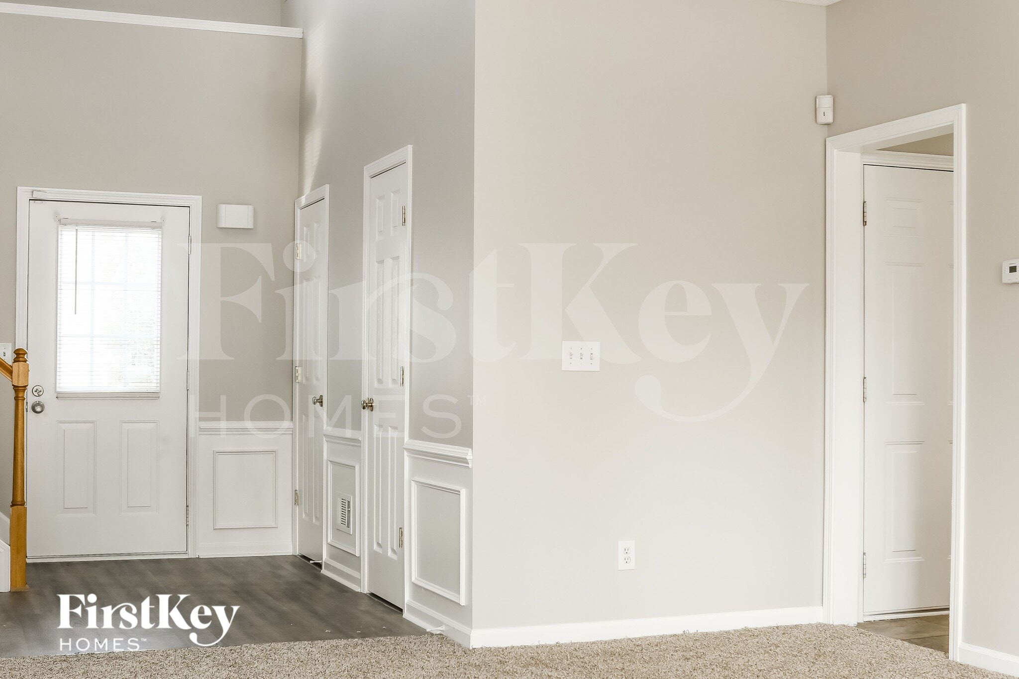 Building Photo - 786 Weybourne Ct NE