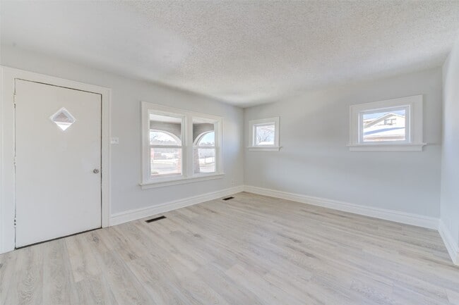 Building Photo - 8373 Elmore Ave