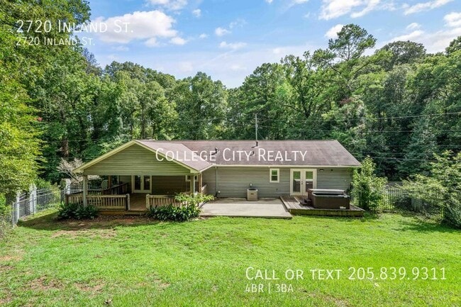 Building Photo - 2720 Inland St