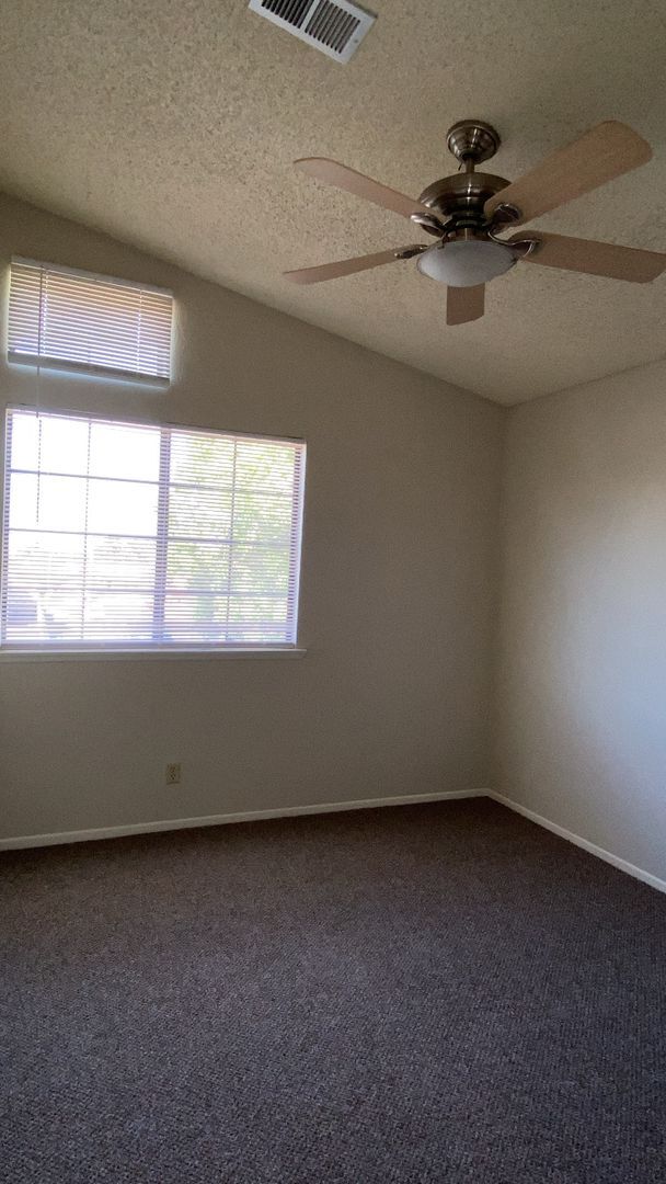Building Photo - (APPLICATION PENDING) Beautiful Rancho Vis...