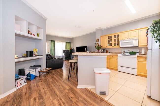 Building Photo - 8112 Claire Ann Dr