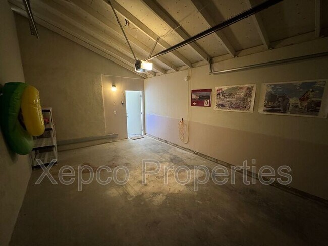 Building Photo - 77665 Michigan Dr