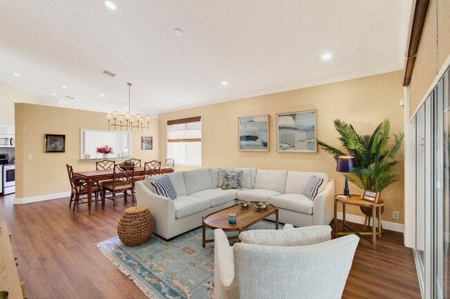 Building Photo - 9168 Bay Point Cir