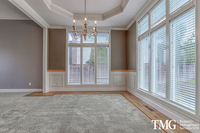 Building Photo - Stunning Home in Sought-After Ashley Heights!