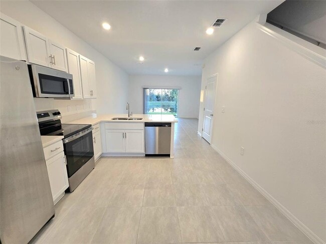 Building Photo - 13215 Forge Ave